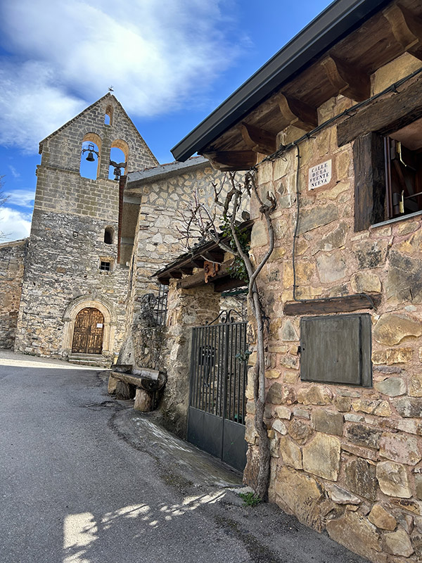 Almiruete pueblo negro de Guadalajara