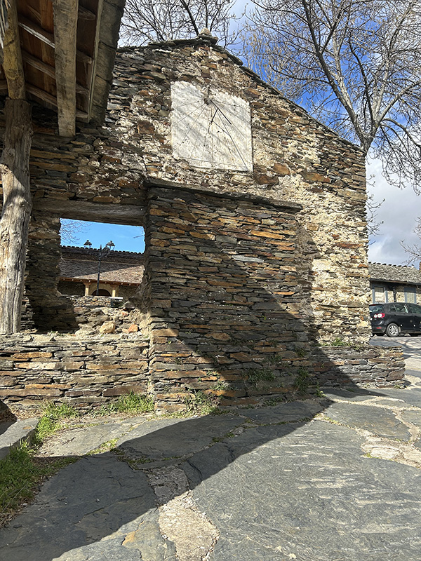 Campillo de Ranas pueblo negro