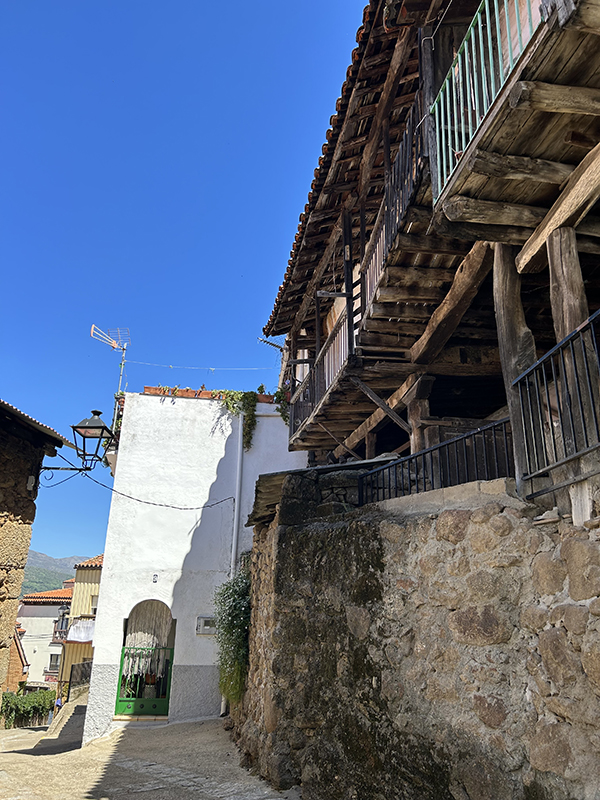 Valdastillas pueblo del Jerte