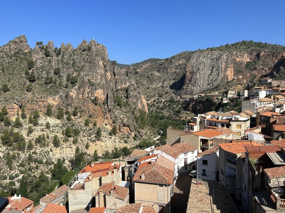 Vistas del pueblo de Aýna en Albacete