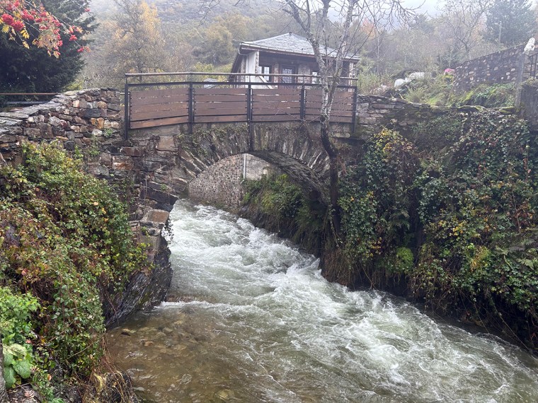 Colinas del Campo pueblo Bierzo
