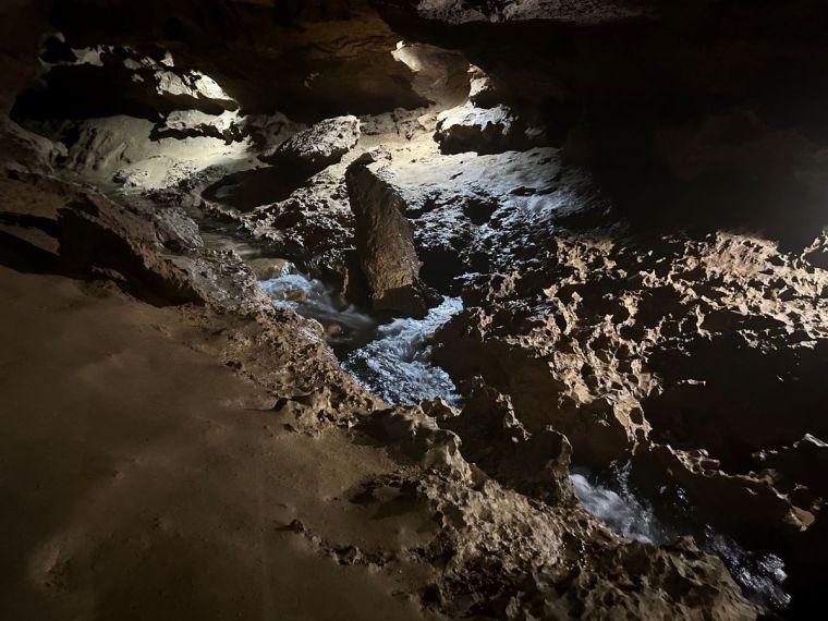 Cueva del Agua de Orbaneja del Castillo