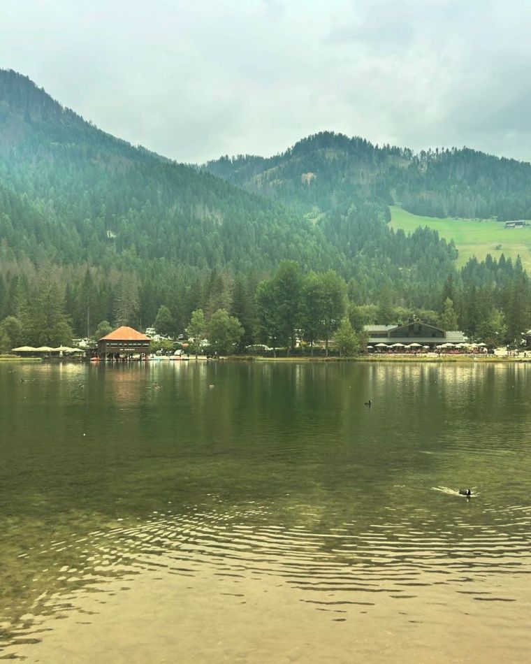 Lago dobiacco Dolomitas