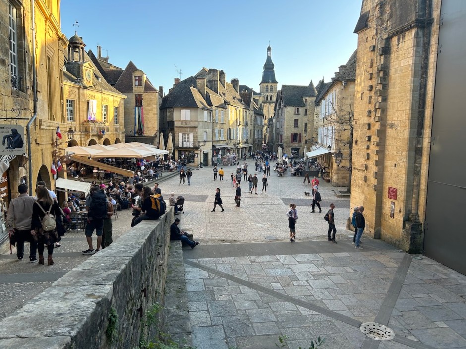 Sarlat Plaza de la libertad