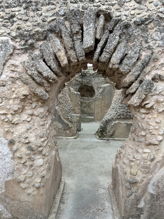 Cisternas ciudad de Valeria